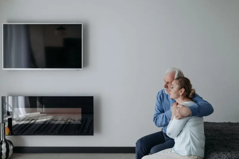 When Pain Becomes a Family Matter: Understanding How Neuropathic Pain Strains Relationships and What Households Can Do About It